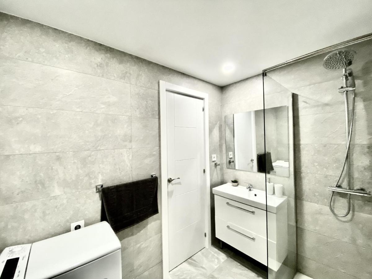 Las Palmeras - Best Location Cozy Apartment Fuengirola Bagian luar foto